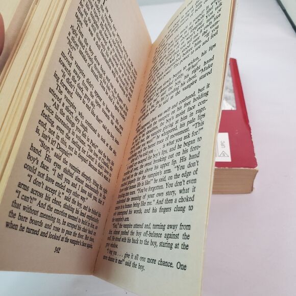 Anne Rice Paperbacks-Lot Of 3 Books: Interview Vampire Body Thief Cry To Heaven - Picture 10 of 16